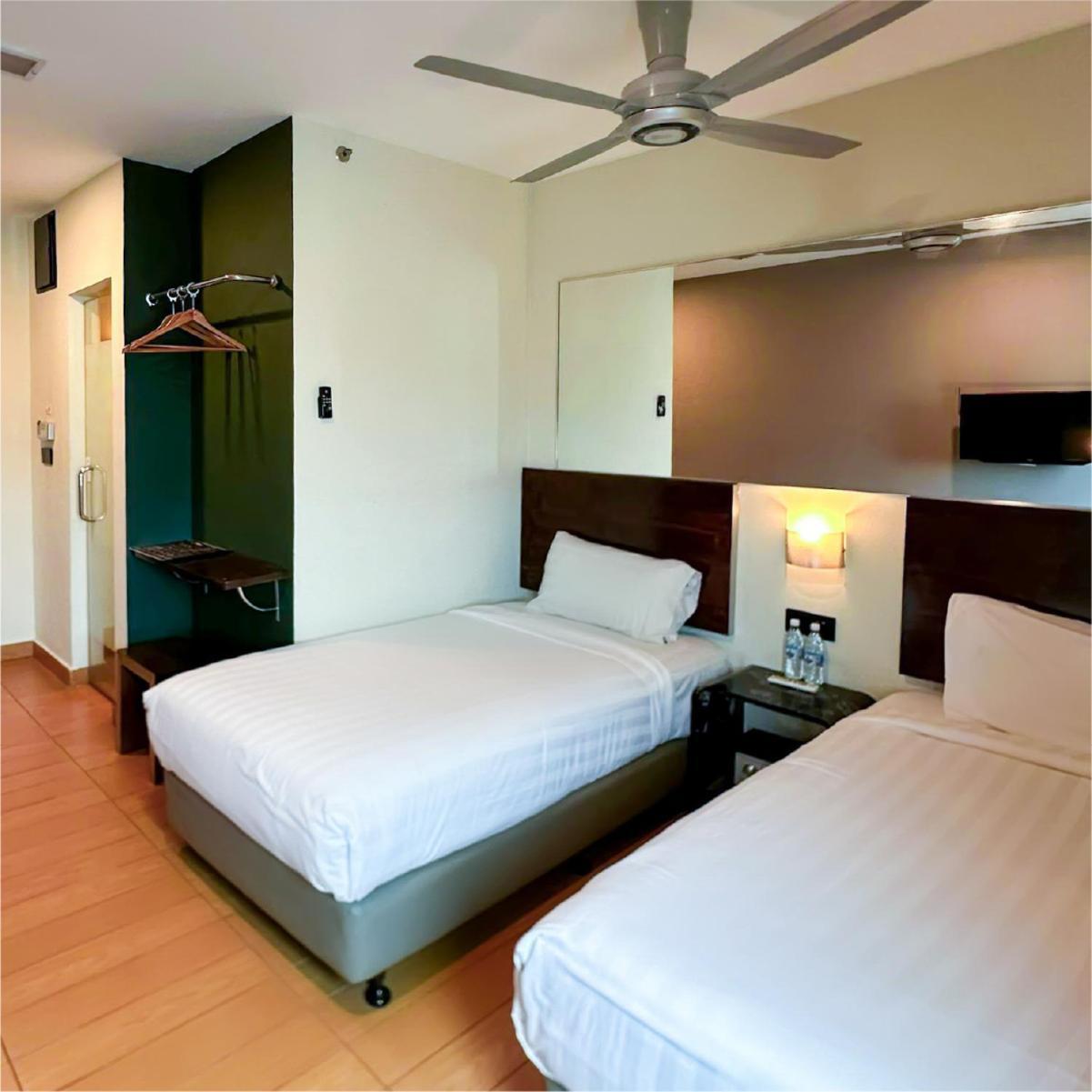 Tune Hotel - Kota Bharu City Centre Exteriör bild