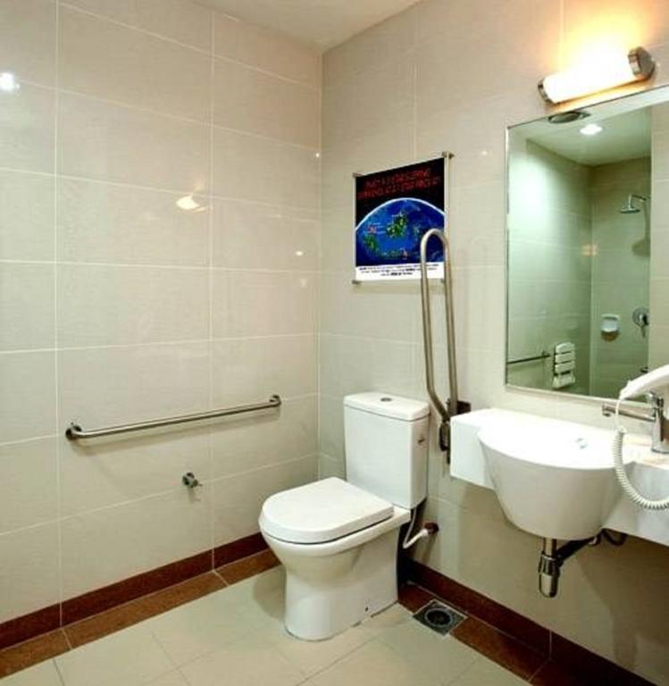 Tune Hotel - Kota Bharu City Centre Rum bild